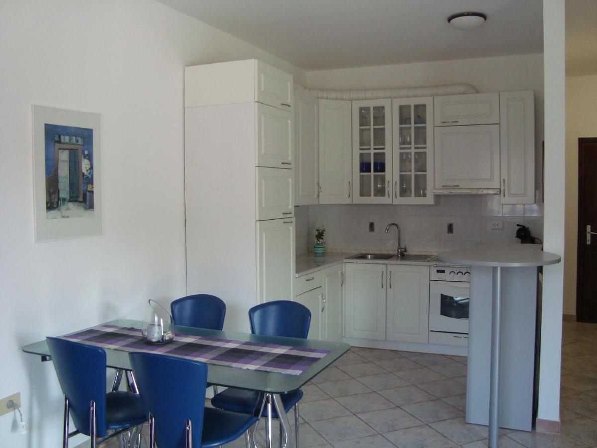 Apartman Carmen Crveni Vrh Dış mekan fotoğraf