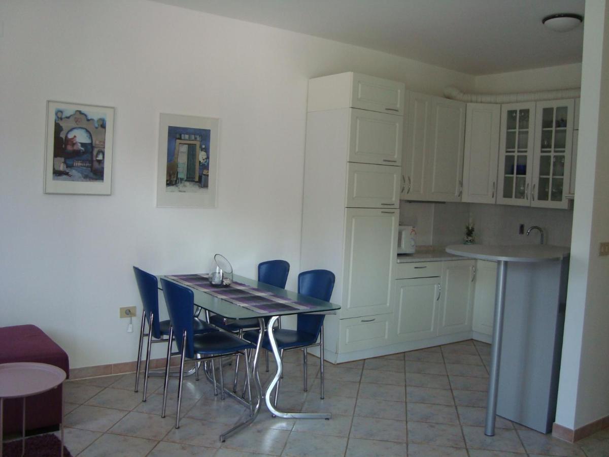 Apartman Carmen Crveni Vrh Dış mekan fotoğraf